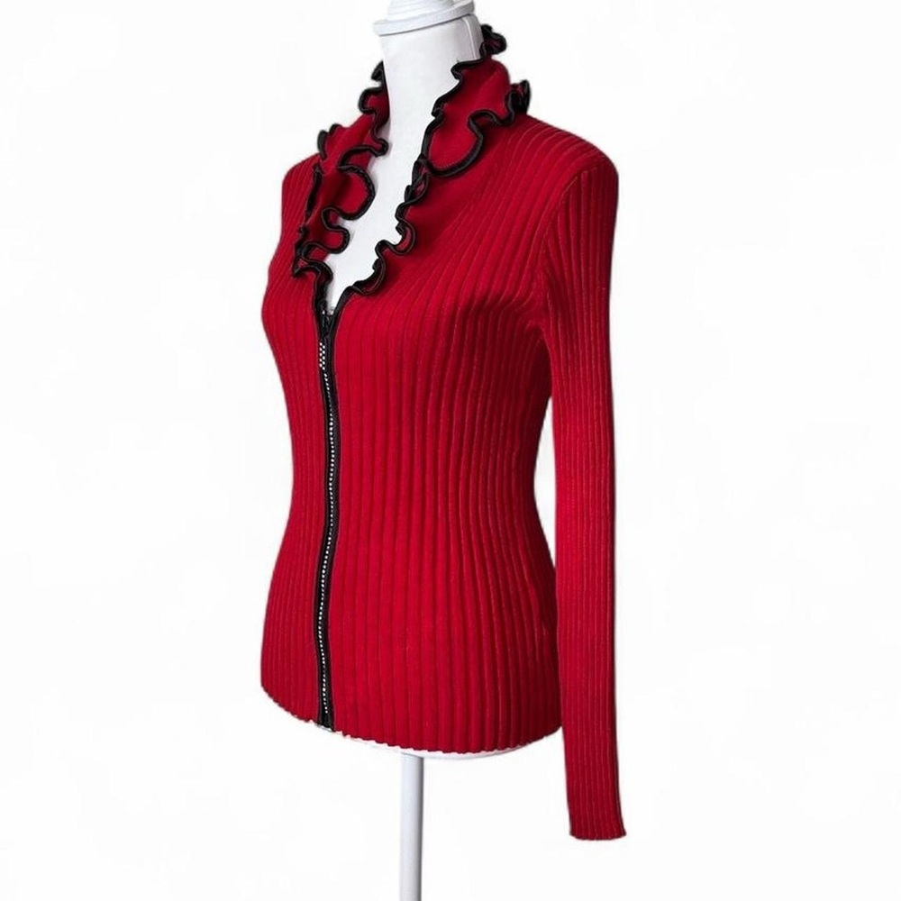 Y2K Ruffle Sweater - Picture 3 of 5